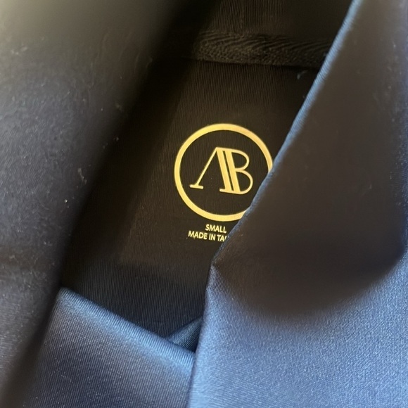 NEW ADDISON BAY iverson pullover in navy Size Small New with Tags - Picture 4 of 9